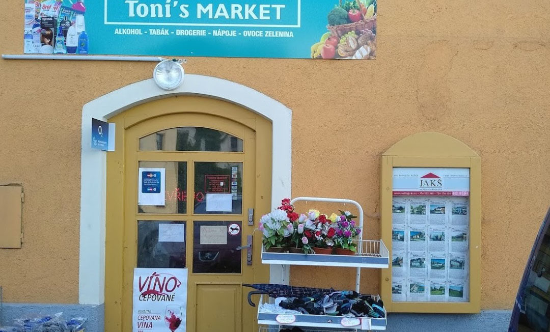 Toni’s Market
